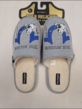 True Religion Men's Gray Slippers Blue Logo Cushioned NWT Size 11-12